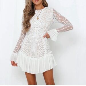 Chic White and Cream Long Sleeve Dress